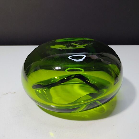 Vtg Hand Blown Glass Ashtray Green Cigar Bowl Mcm Dish Orb Avocado Blenko 6321 - Picture 5 of 9